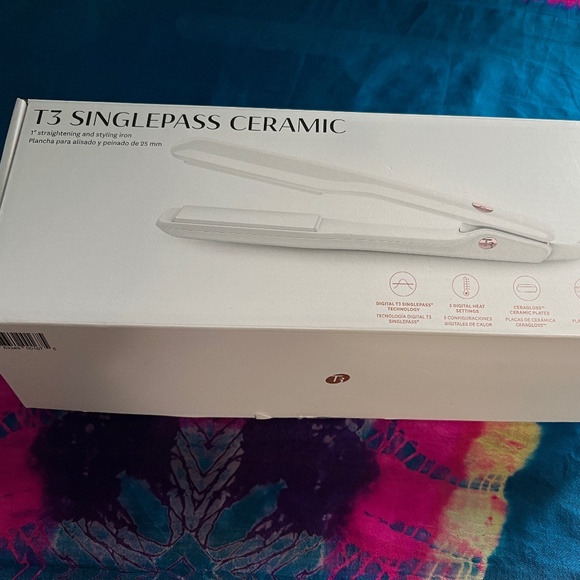 T3 Singlepass Ceramic flat iron